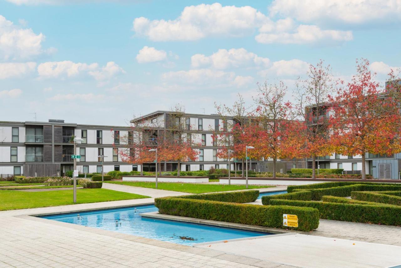 The Vizion Serviced Apartments From Pincott Properties - Free Parking, Private Balcony, And Wifi ミルトン・ケインズ エクステリア 写真