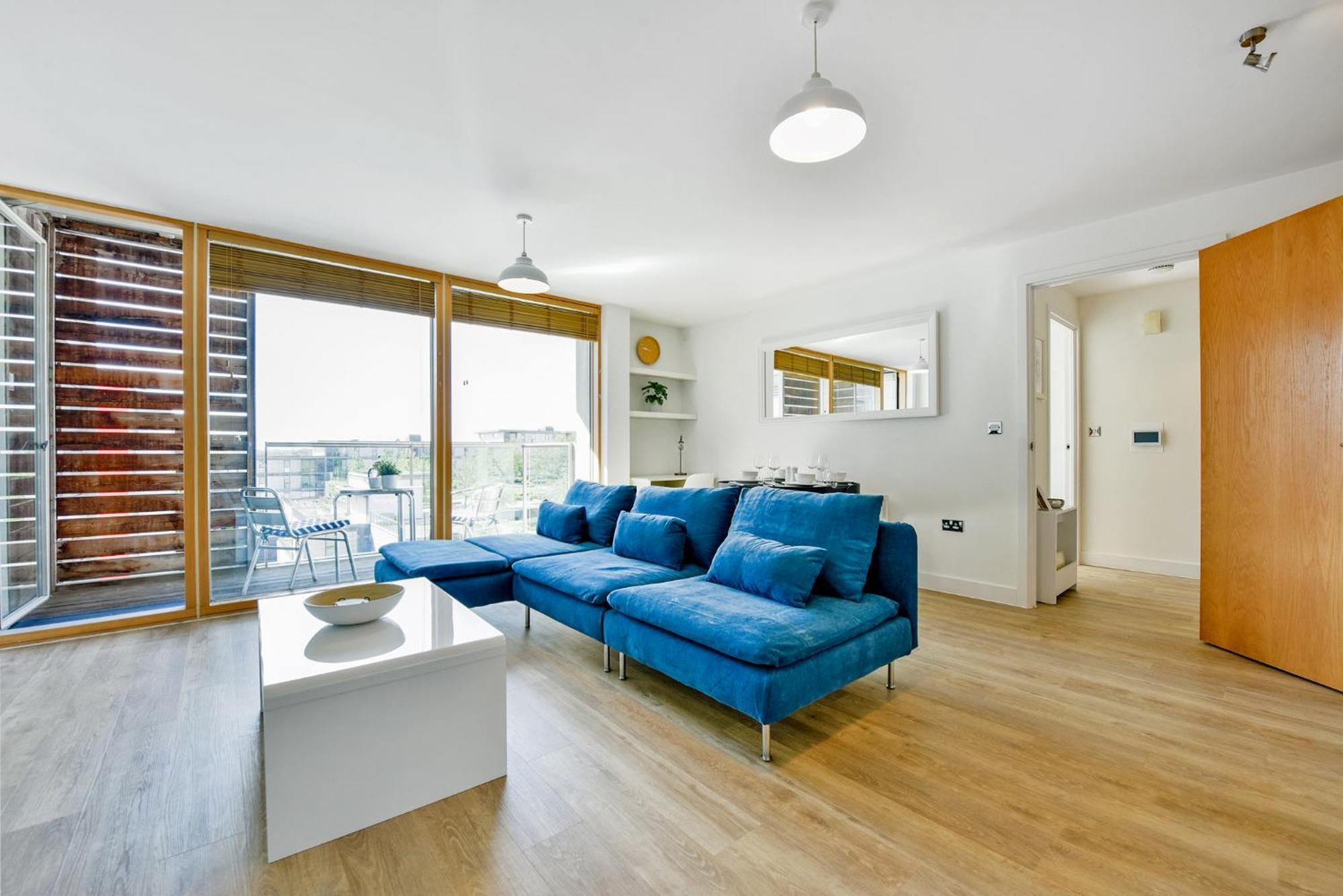 The Vizion Serviced Apartments From Pincott Properties - Free Parking, Private Balcony, And Wifi ミルトン・ケインズ エクステリア 写真